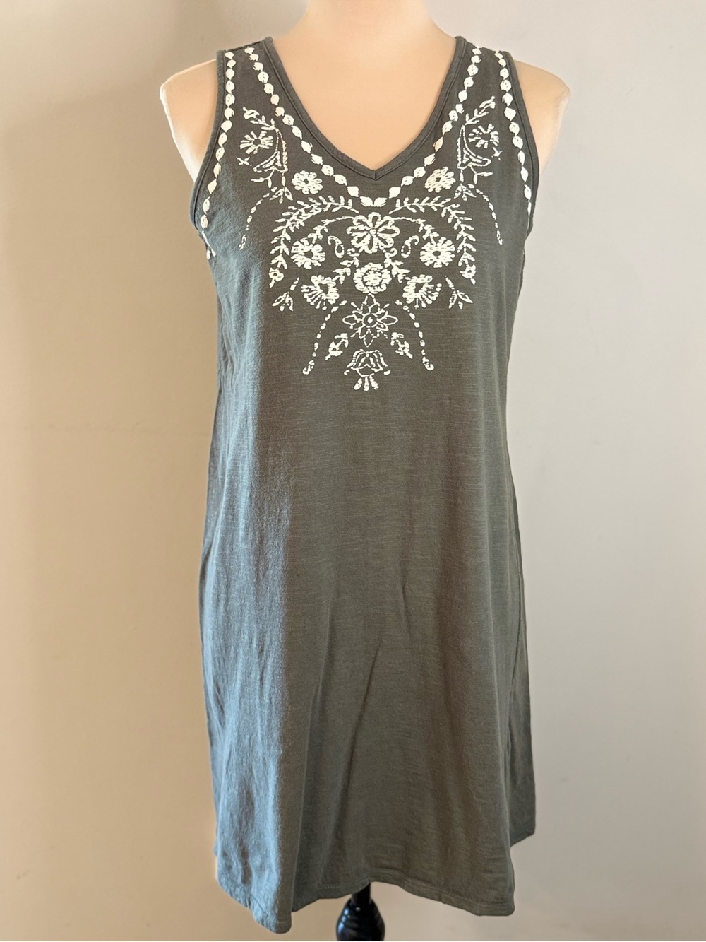 Moda sleeveless midi dress white floral design coverup casual SZ M